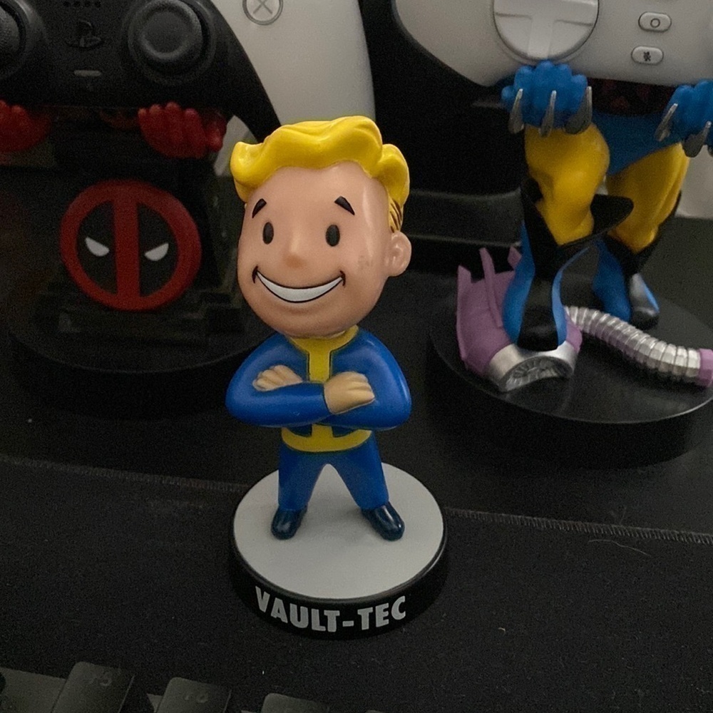 Fallout 3 Collector's Edition Vault-Tec Bobblehead